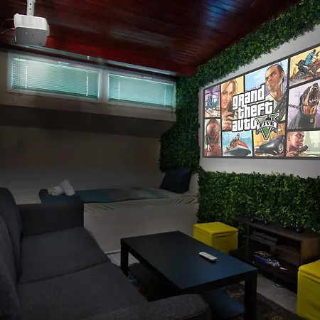 Apartment 3bdr Vitosha Str With Cinema Sofia