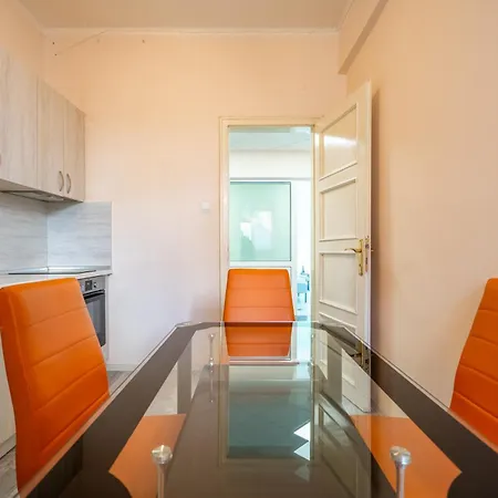 3bdr Vitosha Str With Cinema Διαμέρισμα *