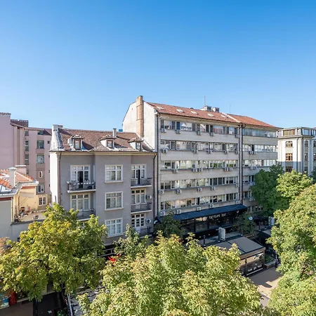 Apartment 3bdr Vitosha Str With Cinema *