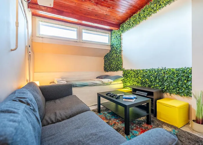 3bdr Vitosha Str With Cinema Lejlighed *