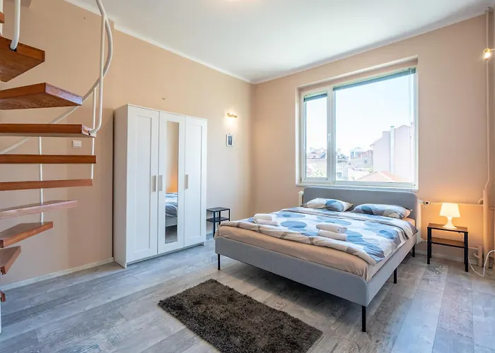 3bdr Vitosha Str With Cinema * Sofia