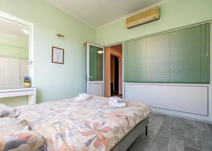 3bdr Vitosha Str With Cinema *