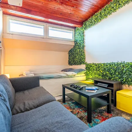 3bdr Vitosha Str With Cinema דירה *