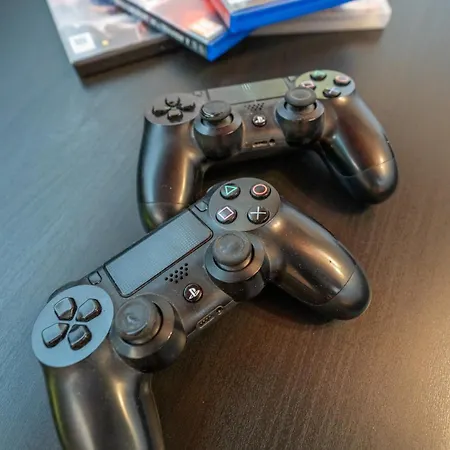 3bdr Vitosha Str With Cinema דירה